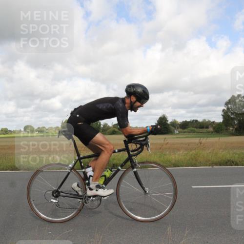25.08.2024 - Elbe Triathlon Hamburg Fuchs,  Jonas http://msf.ph/oto/6834426 25.08.2024 10:07:41 Radfahren 457, 461, 419, 314, 465, 471, 342, 307, 524 meine-sportfotos.de