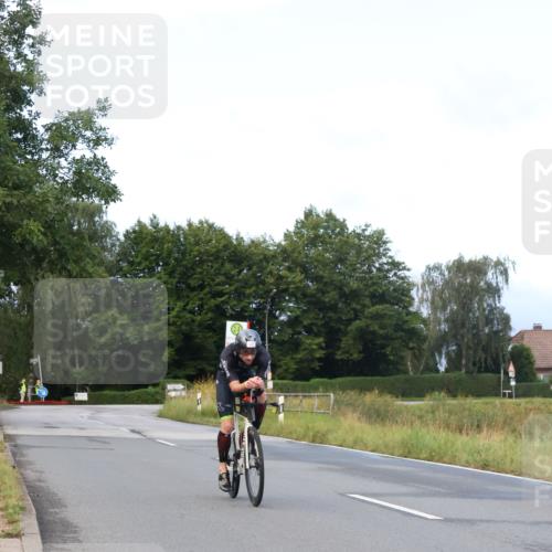25.08.2024 - Elbe Triathlon Hamburg Fuchs,  Jonas http://msf.ph/oto/6834439 25.08.2024 08:40:15 Radfahren 40 meine-sportfotos.de