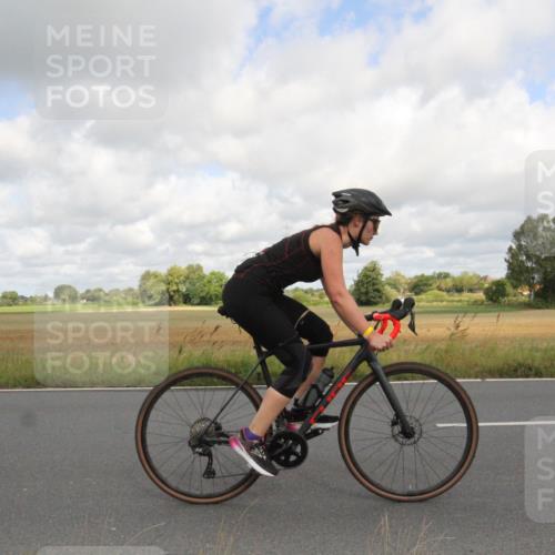 25.08.2024 - Elbe Triathlon Hamburg Fuchs,  Jonas http://msf.ph/oto/6834449 25.08.2024 10:08:00 Radfahren 501 meine-sportfotos.de
