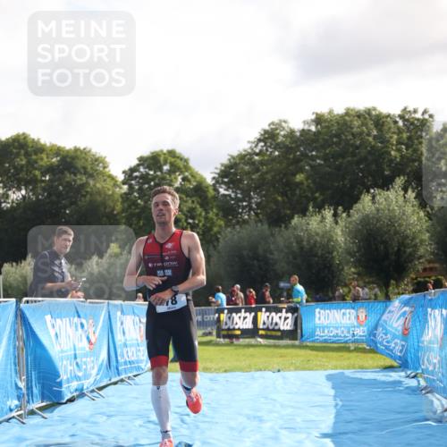 25.08.2024 - Elbe Triathlon Hamburg H.Heesch http://msf.ph/oto/6834451 25.08.2024 10:06:17 Ziel 78 meine-sportfotos.de