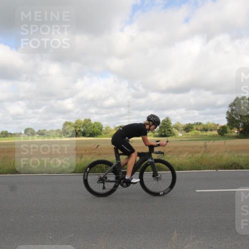 25.08.2024 - Elbe Triathlon Hamburg Fuchs,  Jonas http://msf.ph/oto/6834465 25.08.2024 10:08:13 Radfahren 490, 479, 506, 265, 539 meine-sportfotos.de