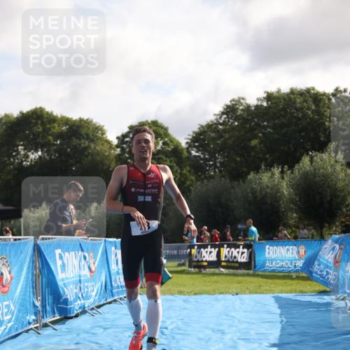 25.08.2024 - Elbe Triathlon Hamburg H.Heesch http://msf.ph/oto/6834476 25.08.2024 10:06:17 Ziel 78 meine-sportfotos.de