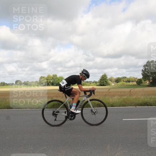 25.08.2024 - Elbe Triathlon Hamburg Fuchs,  Jonas http://msf.ph/oto/6834479 25.08.2024 10:08:19 Radfahren 506, 265, 539, 482, 514 meine-sportfotos.de
