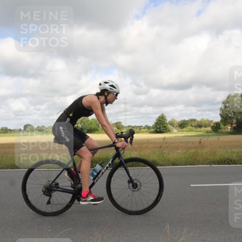 25.08.2024 - Elbe Triathlon Hamburg Fuchs,  Jonas http://msf.ph/oto/6834491 25.08.2024 10:08:23 Radfahren 539, 482, 514 meine-sportfotos.de