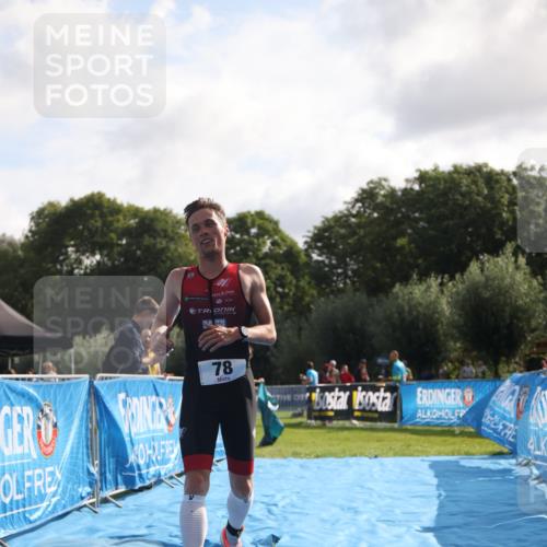 25.08.2024 - Elbe Triathlon Hamburg H.Heesch http://msf.ph/oto/6834520 25.08.2024 10:06:17 Ziel 78 meine-sportfotos.de