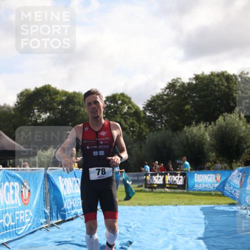 25.08.2024 - Elbe Triathlon Hamburg H.Heesch http://msf.ph/oto/6834542 25.08.2024 10:06:17 Ziel 78 meine-sportfotos.de