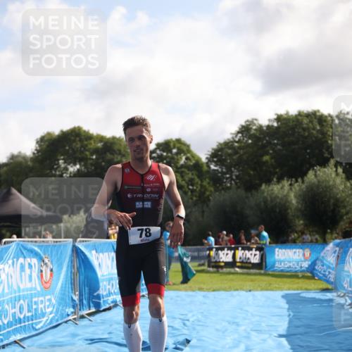 25.08.2024 - Elbe Triathlon Hamburg H.Heesch http://msf.ph/oto/6834554 25.08.2024 10:06:18 Ziel 78 meine-sportfotos.de