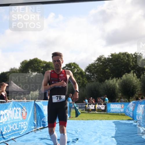 25.08.2024 - Elbe Triathlon Hamburg H.Heesch http://msf.ph/oto/6834578 25.08.2024 10:06:18 Ziel 78 meine-sportfotos.de