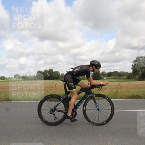 25.08.2024 - Elbe Triathlon Hamburg Fuchs,  Jonas http://msf.ph/oto/6834580 25.08.2024 10:09:38 Radfahren 375, 534, 494 meine-sportfotos.de