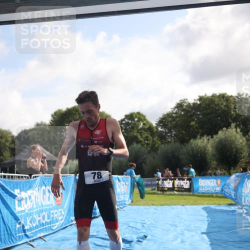 25.08.2024 - Elbe Triathlon Hamburg H.Heesch http://msf.ph/oto/6834607 25.08.2024 10:06:18 Ziel 78 meine-sportfotos.de