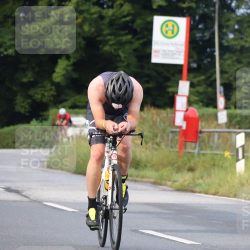 25.08.2024 - Elbe Triathlon Hamburg Fuchs,  Jonas http://msf.ph/oto/6834632 25.08.2024 08:40:44 Radfahren 92, 81 meine-sportfotos.de