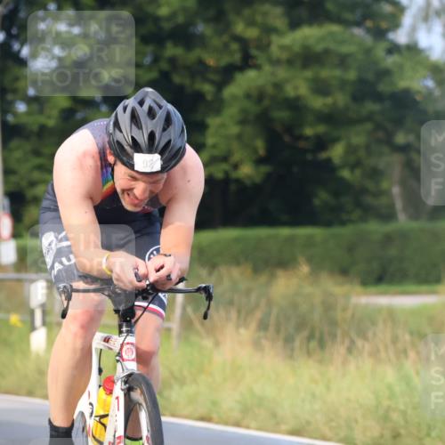 25.08.2024 - Elbe Triathlon Hamburg Fuchs,  Jonas http://msf.ph/oto/6834649 25.08.2024 08:40:45 Radfahren 92, 81 meine-sportfotos.de