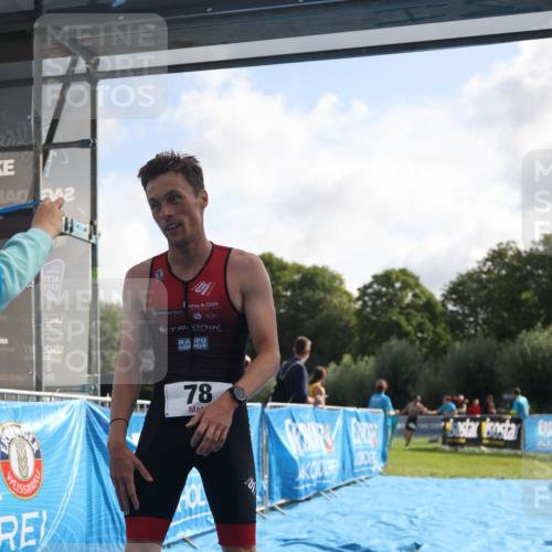 25.08.2024 - Elbe Triathlon Hamburg H.Heesch http://msf.ph/oto/6834658 25.08.2024 10:06:19 Ziel 78 meine-sportfotos.de
