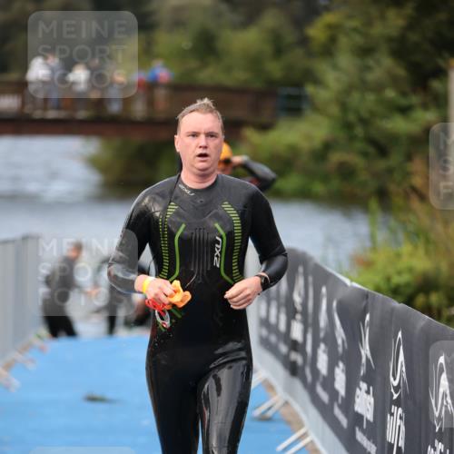 25.08.2024 - Elbe Triathlon Hamburg H.Heesch http://msf.ph/oto/6834673 25.08.2024 08:34:15 Schwimmen 35, 52, 55, 58, 64, 83, 86, 97 meine-sportfotos.de