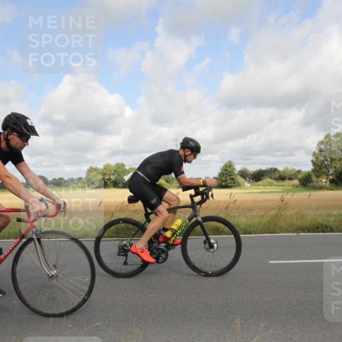 25.08.2024 - Elbe Triathlon Hamburg Fuchs,  Jonas http://msf.ph/oto/6834798 25.08.2024 10:12:29 Radfahren 545, 378, 452, 269, 435 meine-sportfotos.de