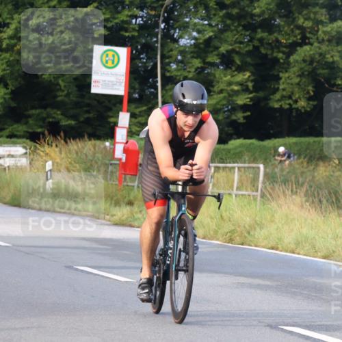 25.08.2024 - Elbe Triathlon Hamburg Fuchs,  Jonas http://msf.ph/oto/6834820 25.08.2024 08:40:59 Radfahren 89, 56, 50 meine-sportfotos.de