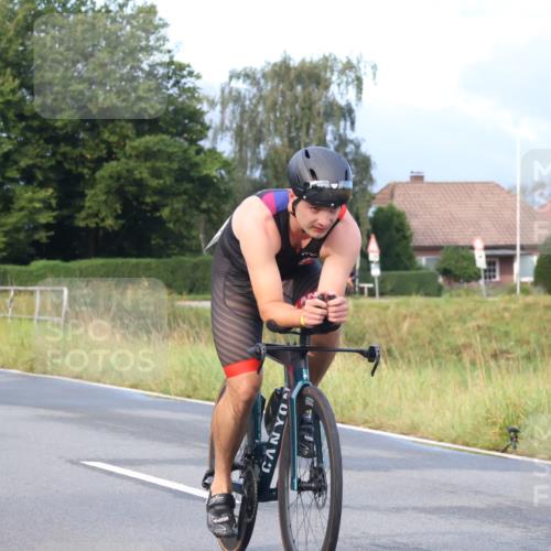 25.08.2024 - Elbe Triathlon Hamburg Fuchs,  Jonas http://msf.ph/oto/6834840 25.08.2024 08:40:59 Radfahren 89, 56, 50 meine-sportfotos.de