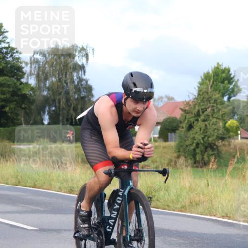25.08.2024 - Elbe Triathlon Hamburg Fuchs,  Jonas http://msf.ph/oto/6834842 25.08.2024 08:40:59 Radfahren 89, 56, 50 meine-sportfotos.de