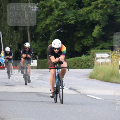 25.08.2024 - Elbe Triathlon Hamburg Fuchs,  Jonas http://msf.ph/oto/6834857 25.08.2024 08:41:04 Radfahren 56, 50, 39, 34, 75 meine-sportfotos.de