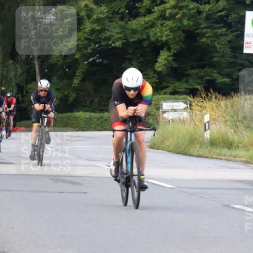 25.08.2024 - Elbe Triathlon Hamburg Fuchs,  Jonas http://msf.ph/oto/6834866 25.08.2024 08:41:04 Radfahren 56, 50, 39, 34, 75 meine-sportfotos.de
