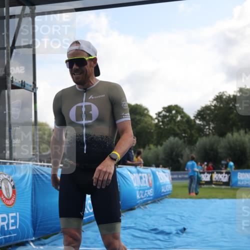 25.08.2024 - Elbe Triathlon Hamburg H.Heesch http://msf.ph/oto/6834877 25.08.2024 10:06:37 Ziel 106 meine-sportfotos.de