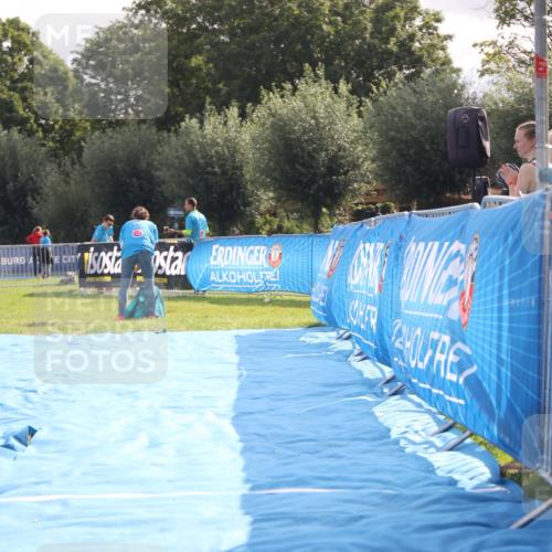 25.08.2024 - Elbe Triathlon Hamburg H.Heesch http://msf.ph/oto/6834882 25.08.2024 10:07:22 Ziel  meine-sportfotos.de