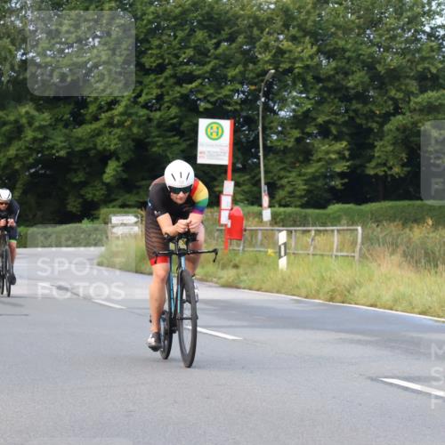 25.08.2024 - Elbe Triathlon Hamburg Fuchs,  Jonas http://msf.ph/oto/6834883 25.08.2024 08:41:05 Radfahren 50, 39, 34, 75 meine-sportfotos.de