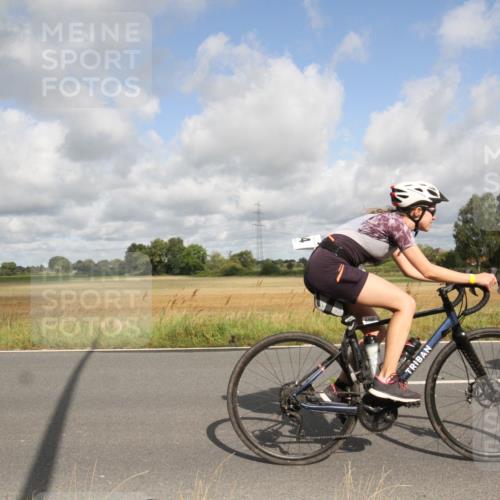 25.08.2024 - Elbe Triathlon Hamburg Fuchs,  Jonas http://msf.ph/oto/6834892 25.08.2024 10:14:10 Radfahren 327, 505, 446, 504 meine-sportfotos.de