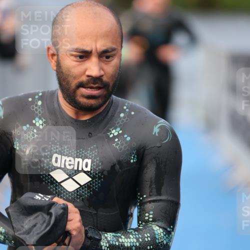 25.08.2024 - Elbe Triathlon Hamburg H.Heesch http://msf.ph/oto/6834898 25.08.2024 08:34:24 Schwimmen 35, 48, 52, 55, 58, 64, 83, 84, 86, 94, 97 meine-sportfotos.de