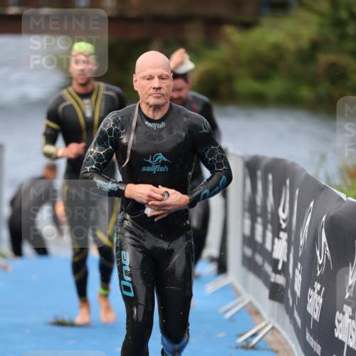 25.08.2024 - Elbe Triathlon Hamburg H.Heesch http://msf.ph/oto/6834935 25.08.2024 08:34:26 Schwimmen 35, 48, 52, 55, 58, 64, 83, 84, 86, 94, 97 meine-sportfotos.de