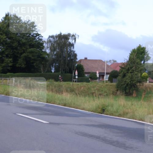 25.08.2024 - Elbe Triathlon Hamburg Fuchs,  Jonas http://msf.ph/oto/6834936 25.08.2024 08:41:09 Radfahren 50, 39, 34, 75 meine-sportfotos.de