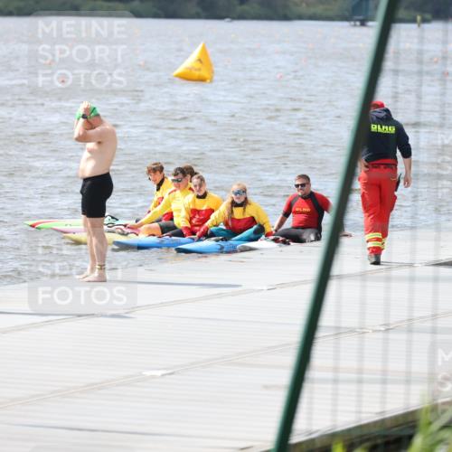 25.08.2024 - Elbe Triathlon Hamburg H.Heesch http://msf.ph/oto/6834941 25.08.2024 13:58:07 Schwimmen  meine-sportfotos.de