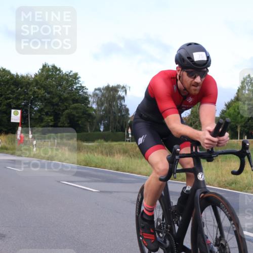 25.08.2024 - Elbe Triathlon Hamburg Fuchs,  Jonas http://msf.ph/oto/6834962 25.08.2024 08:41:11 Radfahren 39, 34, 75 meine-sportfotos.de