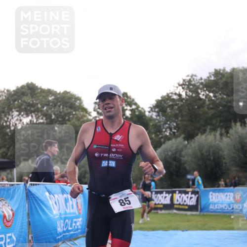 25.08.2024 - Elbe Triathlon Hamburg H.Heesch http://msf.ph/oto/6834991 25.08.2024 10:08:20 Ziel 85 meine-sportfotos.de