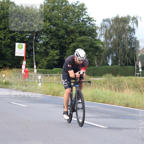 25.08.2024 - Elbe Triathlon Hamburg Fuchs,  Jonas http://msf.ph/oto/6834994 25.08.2024 08:41:19 Radfahren 91, 76 meine-sportfotos.de