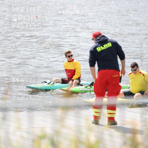 25.08.2024 - Elbe Triathlon Hamburg H.Heesch http://msf.ph/oto/6835053 25.08.2024 13:59:54 Schwimmen  meine-sportfotos.de