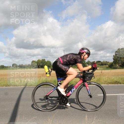 25.08.2024 - Elbe Triathlon Hamburg Fuchs,  Jonas http://msf.ph/oto/6835072 25.08.2024 10:17:08 Radfahren 543 meine-sportfotos.de