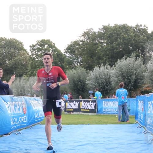 25.08.2024 - Elbe Triathlon Hamburg H.Heesch http://msf.ph/oto/6835087 25.08.2024 10:08:36 Ziel 82 meine-sportfotos.de
