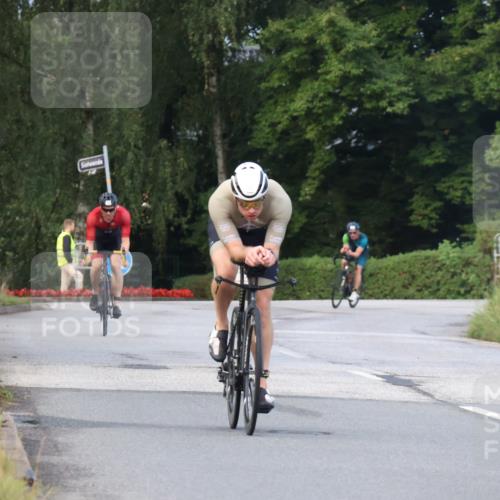 25.08.2024 - Elbe Triathlon Hamburg Fuchs,  Jonas http://msf.ph/oto/6835098 25.08.2024 08:41:29 Radfahren 76, 99, 77, 42 meine-sportfotos.de