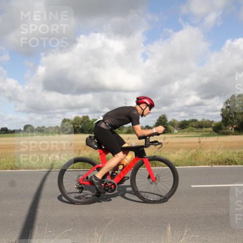 25.08.2024 - Elbe Triathlon Hamburg Fuchs,  Jonas http://msf.ph/oto/6835114 25.08.2024 10:17:42 Radfahren 515, 500, 441, 456 meine-sportfotos.de