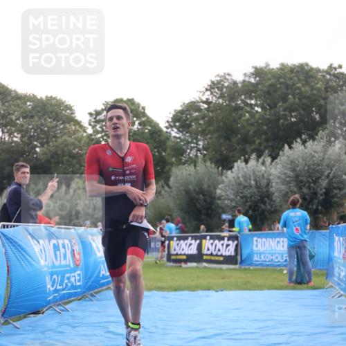 25.08.2024 - Elbe Triathlon Hamburg H.Heesch http://msf.ph/oto/6835123 25.08.2024 10:08:36 Ziel 82 meine-sportfotos.de