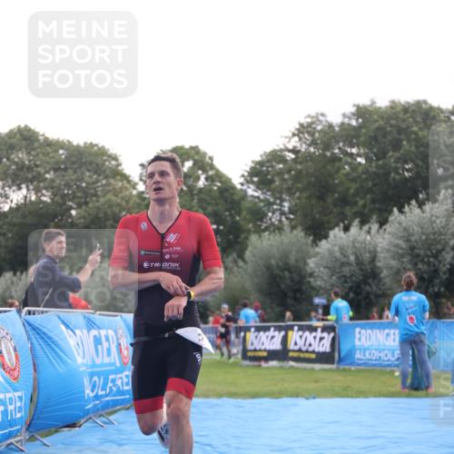 25.08.2024 - Elbe Triathlon Hamburg H.Heesch http://msf.ph/oto/6835144 25.08.2024 10:08:36 Ziel 82 meine-sportfotos.de