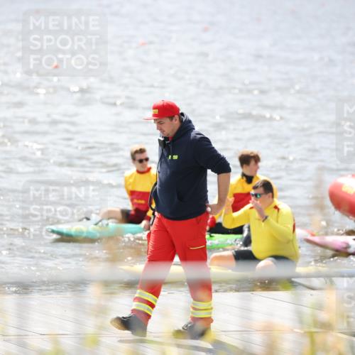 25.08.2024 - Elbe Triathlon Hamburg H.Heesch http://msf.ph/oto/6835147 25.08.2024 13:59:57 Schwimmen  meine-sportfotos.de