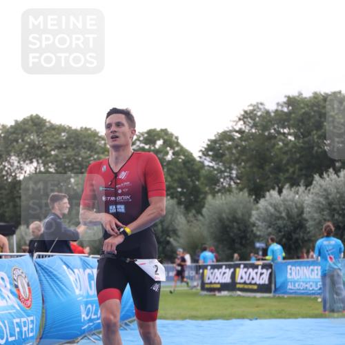 25.08.2024 - Elbe Triathlon Hamburg H.Heesch http://msf.ph/oto/6835167 25.08.2024 10:08:36 Ziel 82 meine-sportfotos.de