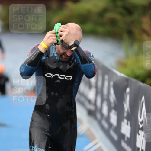 25.08.2024 - Elbe Triathlon Hamburg H.Heesch http://msf.ph/oto/6835198 25.08.2024 08:34:34 Schwimmen 35, 48, 55, 58, 83, 84, 94, 97 meine-sportfotos.de