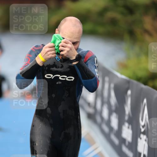 25.08.2024 - Elbe Triathlon Hamburg H.Heesch http://msf.ph/oto/6835207 25.08.2024 08:34:34 Schwimmen 35, 48, 55, 58, 83, 84, 94, 97 meine-sportfotos.de