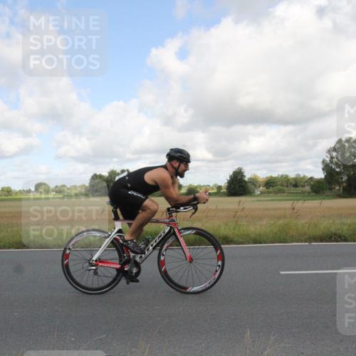 25.08.2024 - Elbe Triathlon Hamburg Fuchs,  Jonas http://msf.ph/oto/6835249 25.08.2024 10:19:28 Radfahren 475, 563, 609, 640, 658, 575, 352, 423, 581 meine-sportfotos.de