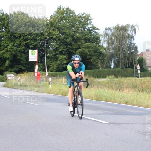 25.08.2024 - Elbe Triathlon Hamburg Fuchs,  Jonas http://msf.ph/oto/6835252 25.08.2024 08:41:35 Radfahren 99, 77, 42 meine-sportfotos.de