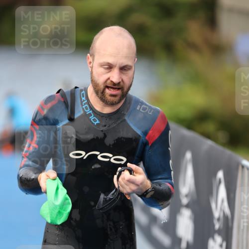25.08.2024 - Elbe Triathlon Hamburg H.Heesch http://msf.ph/oto/6835261 25.08.2024 08:34:35 Schwimmen 35, 48, 55, 58, 83, 84, 94, 97 meine-sportfotos.de
