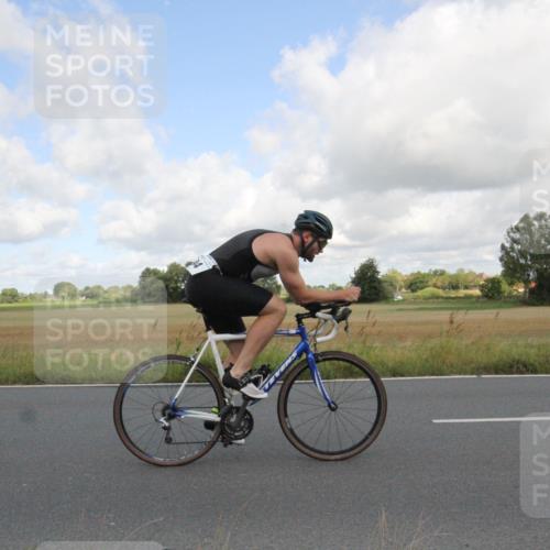 25.08.2024 - Elbe Triathlon Hamburg Fuchs,  Jonas http://msf.ph/oto/6835307 25.08.2024 10:19:50 Radfahren 393, 374, 594, 499, 610, 488 meine-sportfotos.de